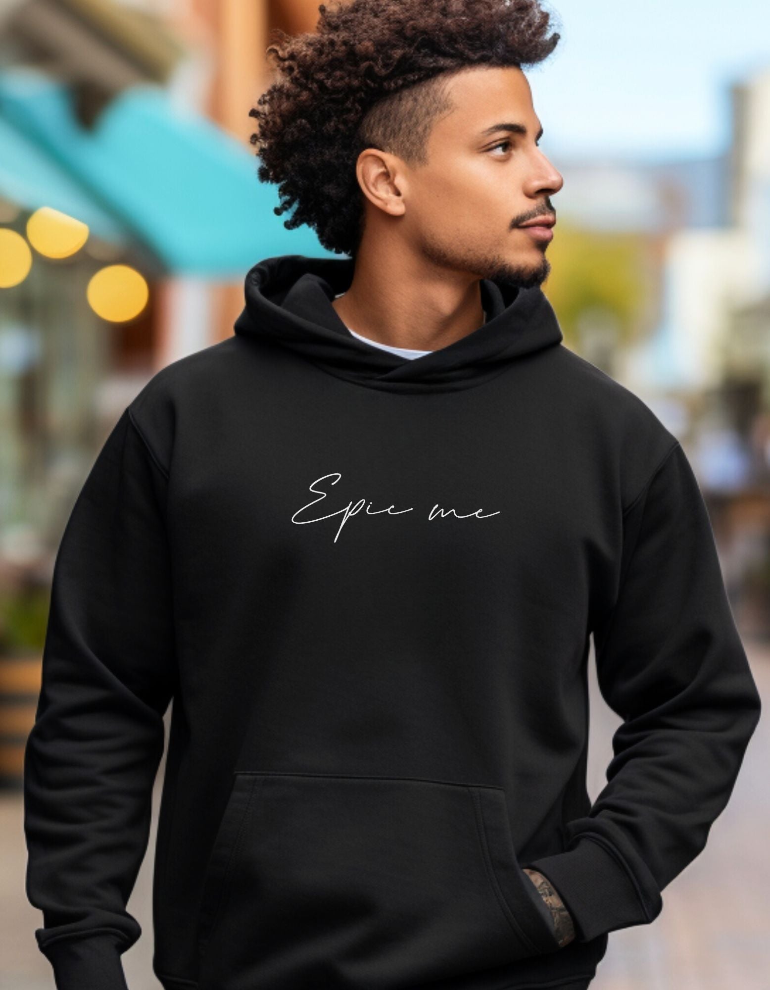 Sudadera negra con capucha de hombre